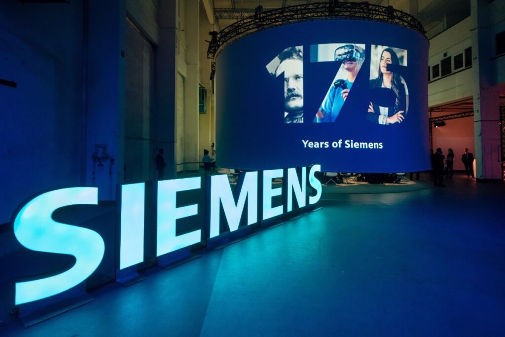Siemens comemora 175 anos