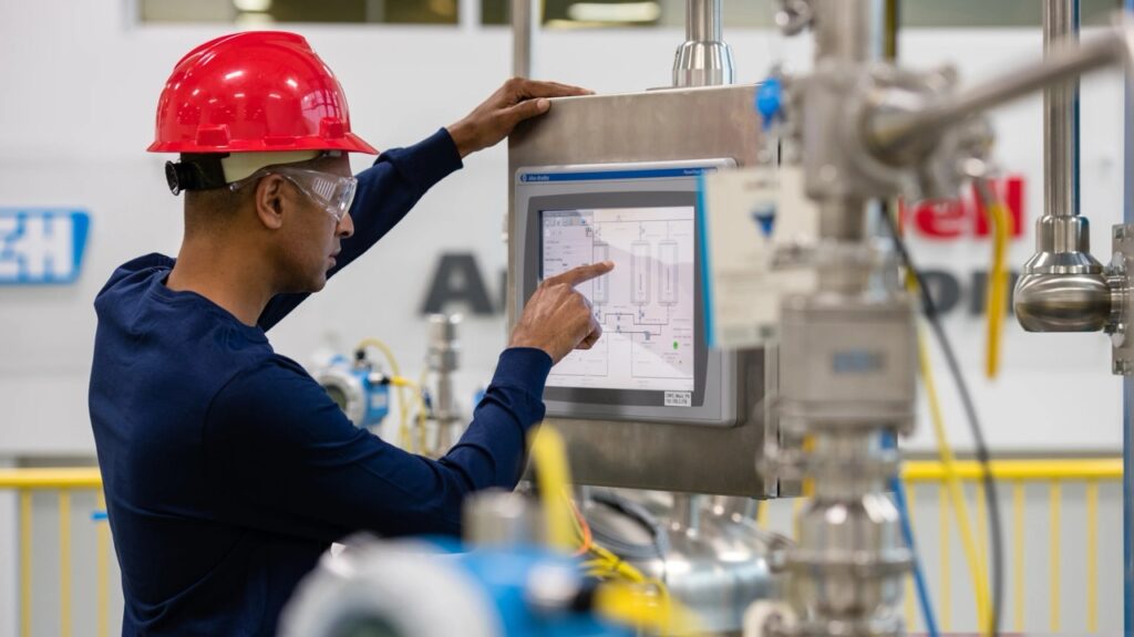 Rockwell Automation moderniza portfólio de visualização industrial na América Latina