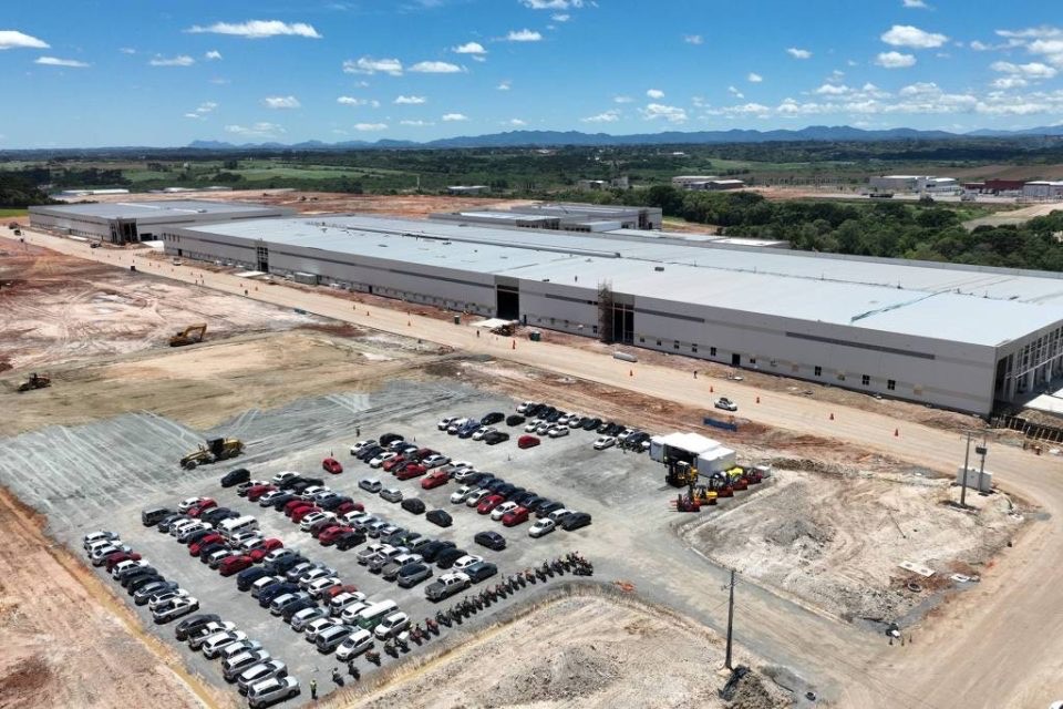 LG inicia operação de megafábrica no Paraná LG inicia operação de megafábrica no Paraná